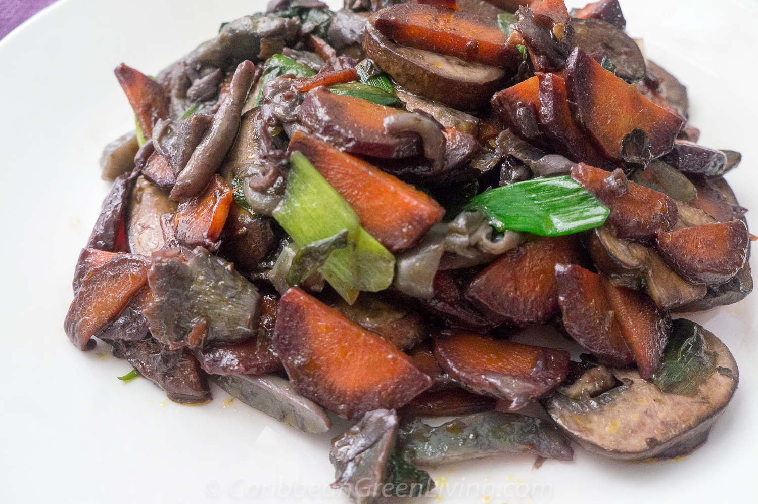 Healthy Sauteed Mushrooms, Carrots, and Scallions ... image