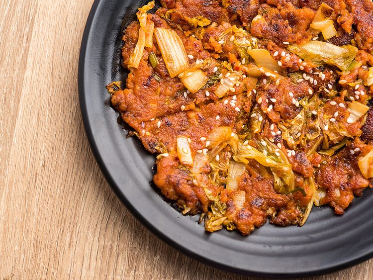 Crispy, savoury kimchi pancakes you can whip up in 10 ... image