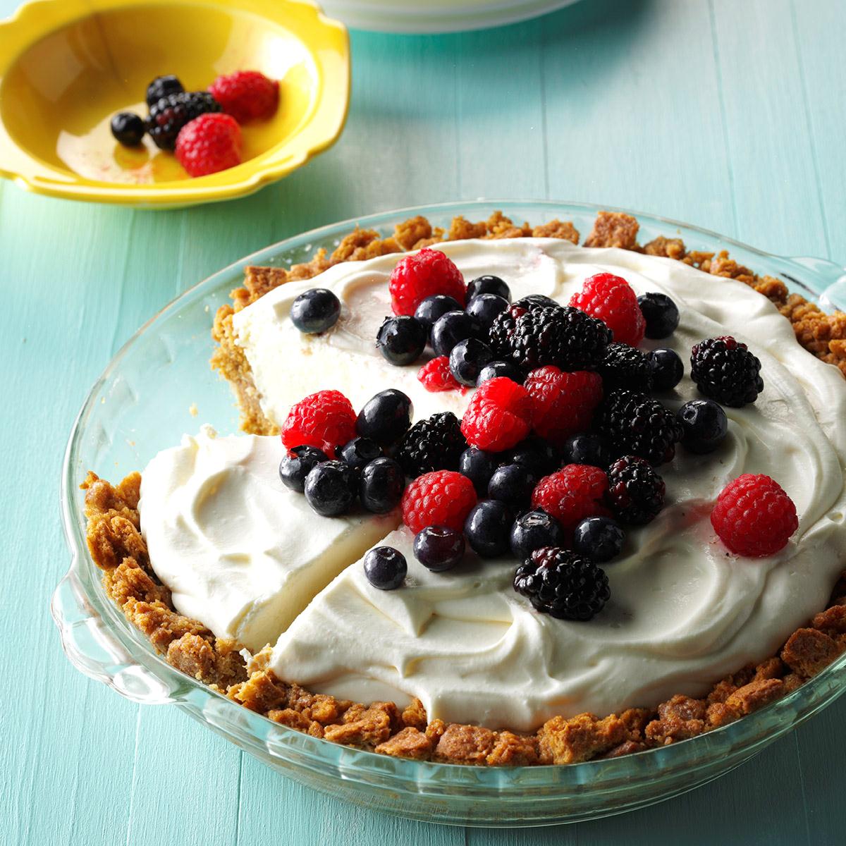 Easy Cream Pie Recipe: How to Make It image