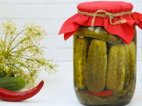 Homemade Claussen Pickle Copycat Recipe (Beginner Recipe ... image