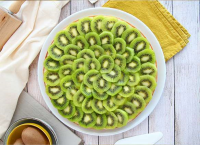 Kiwi pie (easy and quick) - Recipe Petitchef image
