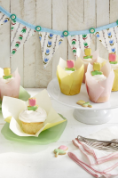 Adorable Tulip Cupcakes for Spring - How to Make Tulip ... image