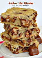 Snickers Bar Blondies – Can't Stay Out of the Kitchen image