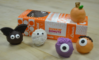 Monster MUNCHKINS® DIY Halloween Treat Recipes | Dunkin' image