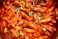 Best Tteokbokki Recipe - How To Make Spicy Korean Rice Cakes image