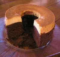 Mexican Chocoflan (Pastel Imposible -- Impossible Cake) Recipe image