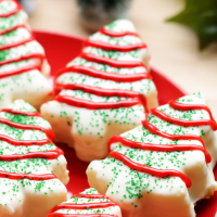 Little Debbie-Inspired Christmas Tree Cakes Recipe by Tasty image