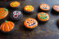 Cute Non-Pumpkin Ritz Jack O' Lantern Cookies Recipe ... image