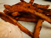 Spicy Sweet Potato Fries With Sriracha Dipping Sauce ... image