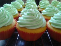 Mountain Dew Cupcakes With Frosting Recipe - Food.com image