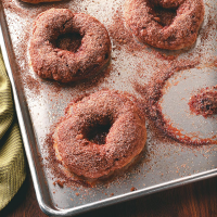 Cinnamon Bagels with Crunchy Topping Recipe: How to Make It image