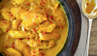 Mary Berry Quick Chicken Curry | Easy Lockdown Recipe image