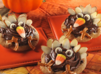 Cute Thanksgiving Turkey Cookies | Just A Pinch Recipes image