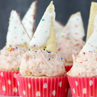 Pop Tart Cupcakes Recipe - Food Fanatic image