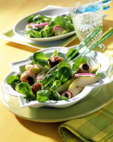 Lamb's Lettuce recipe | Eat Smarter USA image