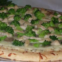 Fast and Easy Ricotta Cheese Pizza with Mushrooms ... image