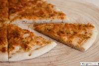 Recipe This | Air Fryer Frozen Garlic Bread image