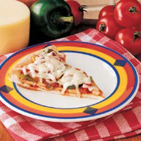 Chicken Fajita Pizza Recipe: How to Make It image
