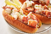 Lobster Roll Recipe - How to Make a Lobster Roll image