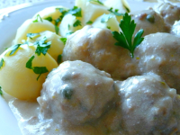 Konigsberger Klopse (German Meatballs in Creamy Caper ... image