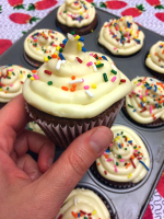Easy Chocolate Cupcakes Recipe – Makes 12 Cupcakes – Best ... image