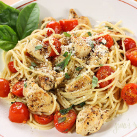 Spaghetti with Sauteed Chicken and Grape Tomatoes image