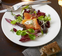 Smoked salmon with horseradish crème fraîche & beetroot ... image