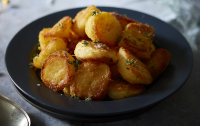 Ultimate Truffle Roast Potatoes | Dinner Recipes | Woman ... image