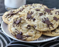 Spider-Infested Chocolate Chip Cookies Recipe | SideChef image