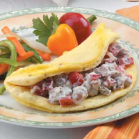 Fluffy Sausage Omelet Recipe: How to Make It image