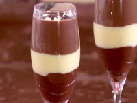 Creamy Chocolate Pudding Parfait Recipe | Sandra Lee ... image