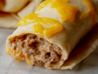 Cheesy Taco Pockets Recipe - 100kRecipes image