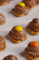 Best Reese's Pretzel Bites Recipe - How To Make Reese's ... image
