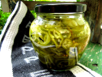 Sweet Pickled Banana Peppers Recipe - Food.com image
