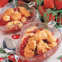 Quick Strawberry Cobbler Recipe: How to Make It image