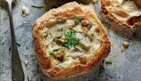Rick Stein's Clam Chowder in Sourdough Bowls image