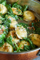 Best Toasted Garlic-Butter Ravioli with Spinach Recipe ... image