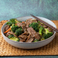 Beef & Broccoli (??????) | Made With Lau image