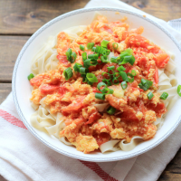 Tomato Noodles with Fried Egg | China Sichuan Food image