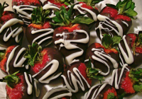 Weight Watchers Black and White Strawberries Recipe - Fo… image