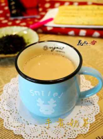 How to make fragrant hand-boiled milk tea recipe - Simple ... image
