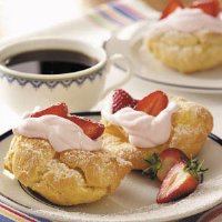 Strawberry Cream Puff Dessert Recipe: How to Make It image