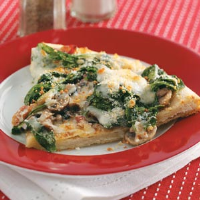 Classic Spinach Pizza Recipe: How to Make It image