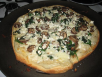 White Spinach and Mushroom Pizza Recipe - Food.com image