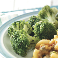 Microwaved Seasoned Broccoli Spears Recipe: How to Make It image