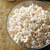 Rosemary-Parmesan Popcorn Recipe: How to Make It image