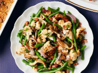Roasted Cauliflower with Green Beans and Mushrooms Recipe ... image