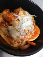 Spicy Korean Rice Cake With Cheese (Cheese Tteokbokki ... image