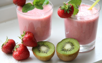 Delicious Strawberry Kiwi Smoothie - Kiwi Recipes image