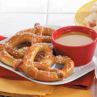 Pretzels with Mustard Recipe: How to Make It image